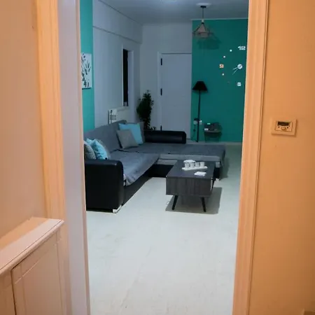 Ioulia Apartment *