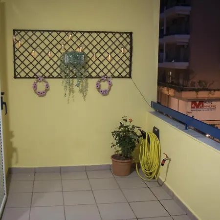 Ioulia * Kalamata